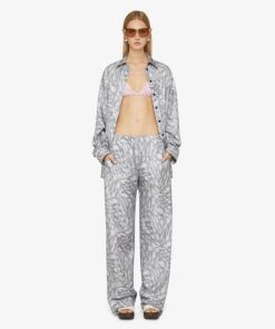 Voguecache.shop1d02792c9f 1