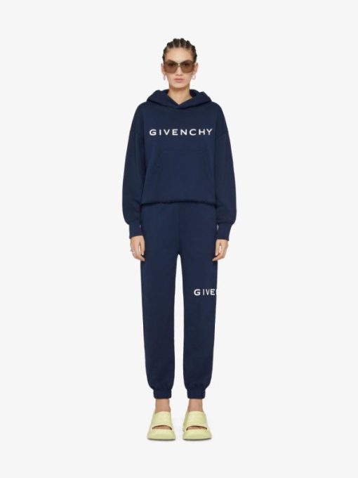 Voguecache.shop4b0d949cf3 1