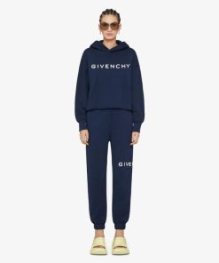 Voguecache.shop890547f4b2 1