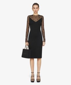 Voguecache.shopc990311550 1