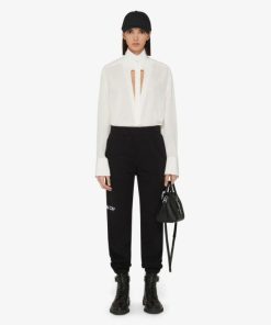 Voguecache.shopf99f33670f 1